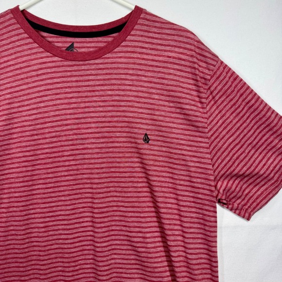 Volcom Striped T-Shirt Casual Everyday Wear Red Sz XL‎ - Picture 1 of 7